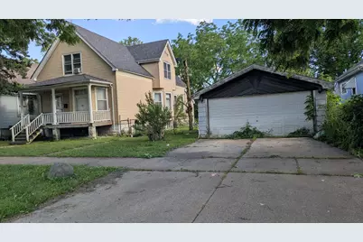 327 E 136th Place, Chicago, IL 60827 - Photo 2