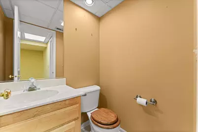 825 Braeman Court, Libertyville, IL 60048 - Photo 32