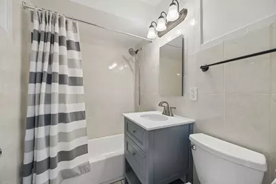 929 S Oak Park Avenue #3NE, Oak Park, IL 60304 - Photo 18