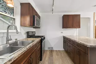 408 Water St, Thornton, IL 60476 - Photo 6