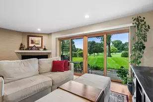 202 Kenston Ct, Geneva, IL 60134 - Photo 4