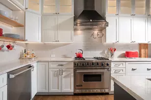 14 N Peoria St, Chicago, IL 60607 - Photo 20