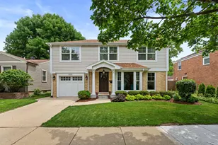 1005 N Race Ave, Arlington Heights, IL 60004 - Photo 2
