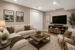 345 Mayfair Ln, South Elgin, IL 60177 - Photo 24