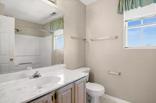 345 Mayfair Ln, South Elgin, IL 60177 - Photo 22