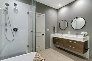 6031 W North Ave, Oak Park, IL 60302 - Photo 18