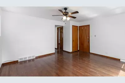 2166 N Moody Avenue, Chicago, IL 60639 - Photo 12