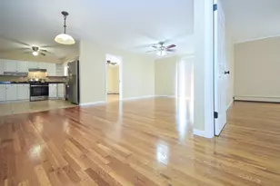 8999 Kennedy Dr, Des Plaines, IL 60016 - Photo 4