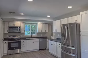 404 W Columbia Ave, Champaign, IL 61820 - Photo 10