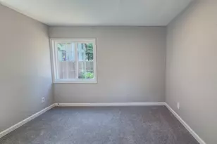 404 W Columbia Ave, Champaign, IL 61820 - Photo 14