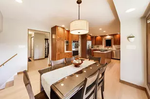 2006 N Elizabeth Dr, Arlington Heights, IL 60004 - Photo 10