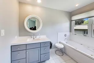 2006 N Elizabeth Dr, Arlington Heights, IL 60004 - Photo 22
