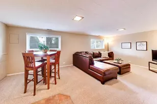 2006 N Elizabeth Dr, Arlington Heights, IL 60004 - Photo 30