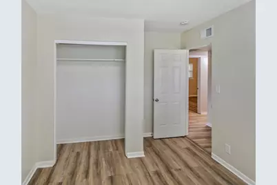 991 Tollview Avenue #10, Aurora, IL 60505 - Photo 8