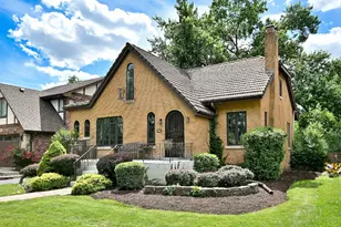 146 S Poplar Ave, Elmhurst, IL 60126 - Photo 2