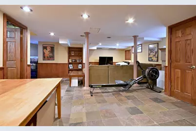 146 S Poplar Avenue, Elmhurst, IL 60126 - Photo 32