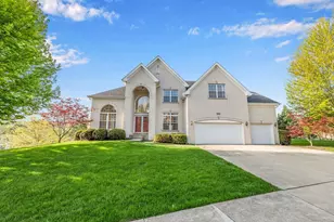 523 W Ruhl Road W, Palatine, IL 60074 - Photo 1