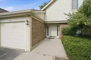 2340 E Old Hicks Road N, Palatine, IL 60074 - Photo 2