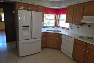 26418 N Willow Ave, Mundelein, IL 60060 - Photo 8