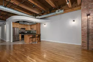 732 S Financial Pl, Chicago, IL 60605 - Photo 10