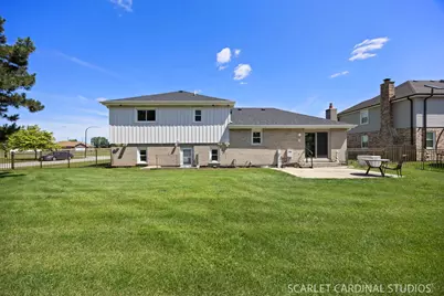 20W481 Cobb Drive, Downers Grove, IL 60516 - Photo 2
