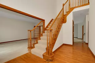 542 W Rosiland Dr, Palatine, IL 60074 - Photo 8