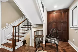 6660 Albion Ave, Niles, IL 60714 - Photo 14