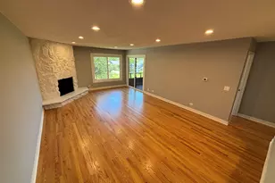 1365 N Sterling Ave, Palatine, IL 60067 - Photo 2