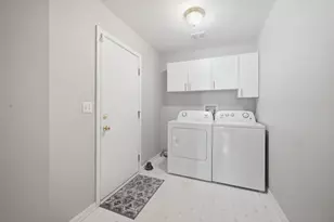3126 St Michel Ln, Saint Charles, IL 60175 - Photo 18