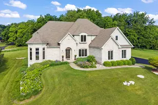 41W102 Oak Hills Ct, Elburn, IL 60119 - Photo 2