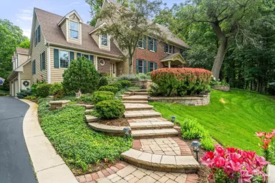 42W264 Hidden Springs Drive, Saint Charles, IL 60175 - Photo 2