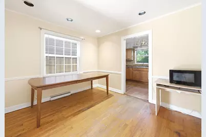 6434 N Kimball Avenue, Lincolnwood, IL 60712 - Photo 4