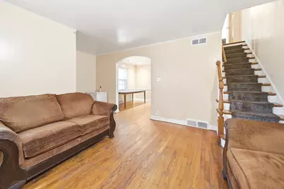 6434 N Kimball Avenue, Lincolnwood, IL 60712 - Photo 8