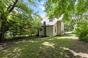 1029 Woodlawn Ave, Rockford, IL 61103 - Photo 10
