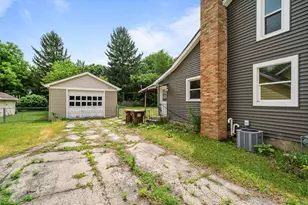 336 W Menomonie St, Belvidere, IL 61008 - Photo 28