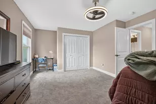 2713 Piney Run, Bloomington, IL 61705 - Photo 24