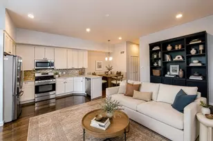 1335 N Mohawk St, Chicago, IL 60610 - Photo 2