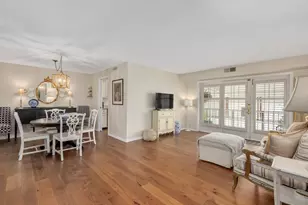 326 Park Ave, Clarendon Hills, IL 60514 - Photo 2