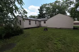 615 2nd Ave, Marengo, IL 60152 - Photo 2