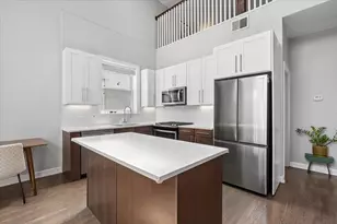 1529 W Montana St, Chicago, IL 60614 - Photo 8
