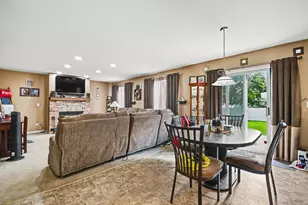 14515 Independence Dr, Plainfield, IL 60544 - Photo 6