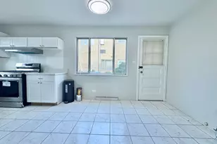 2540 W Jerome St, Chicago, IL 60645 - Photo 12