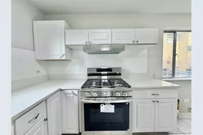 2540 W Jerome Street #D, Chicago, IL 60645 - Photo 6