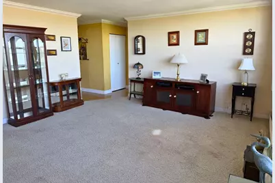 33 N Main Street #9F, Lombard, IL 60148 - Photo 6
