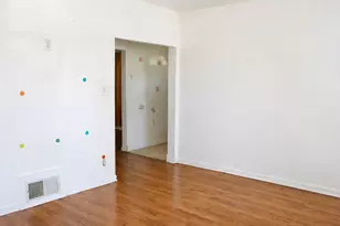 7529 S Emerald Ave, Chicago, IL 60620 - Photo 4