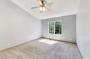 523 Fox Ridge Dr, Fox Lake, IL 60020 - Photo 14