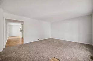 338 Hickory Ave, Romeoville, IL 60446 - Photo 2