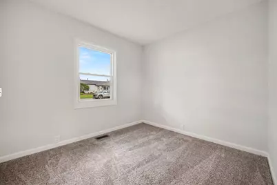 338 Hickory Avenue, Romeoville, IL 60446 - Photo 8