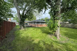 16 W Rocket Cir, Park Forest, IL 60466 - Photo 4