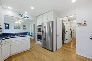 1265 Diane Ln, Elk Grove Village, IL 60007 - Photo 10